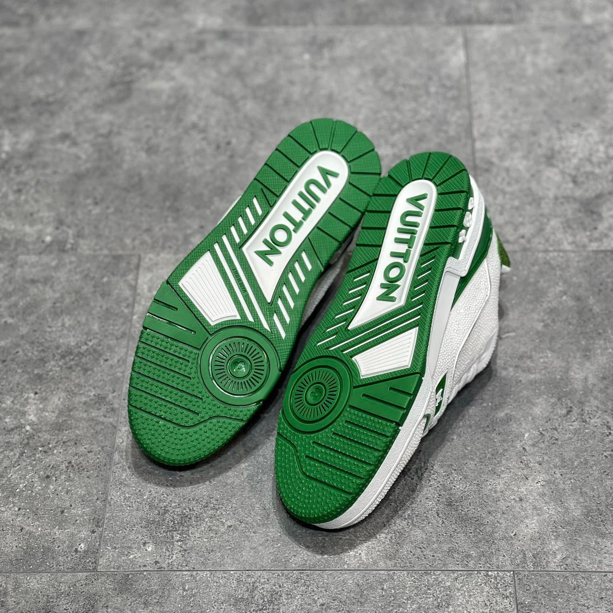 LOU TRAINERS