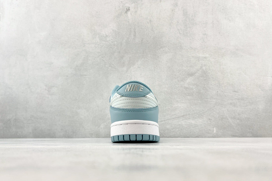 DUNK LOW BLUE