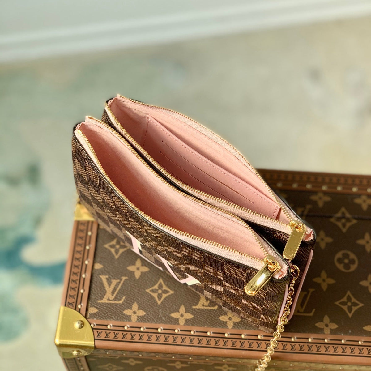 LOU DOUBLE ZIP POCHETTE