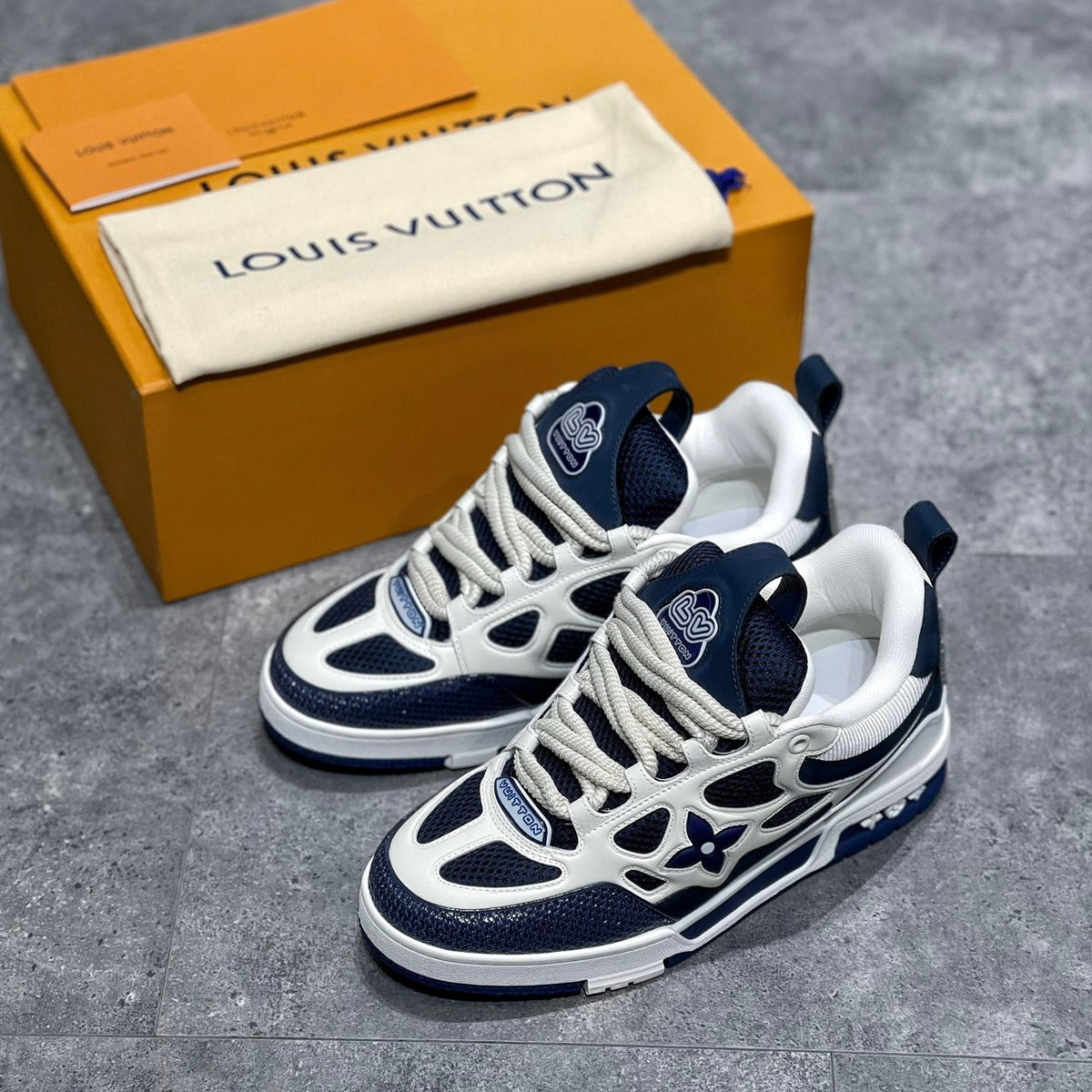 LOU TRAINERS