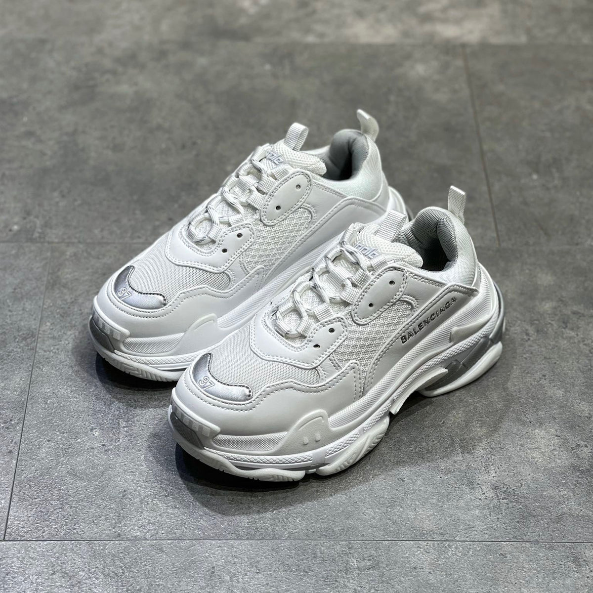 BAL TRIPLE S SNEAKER
