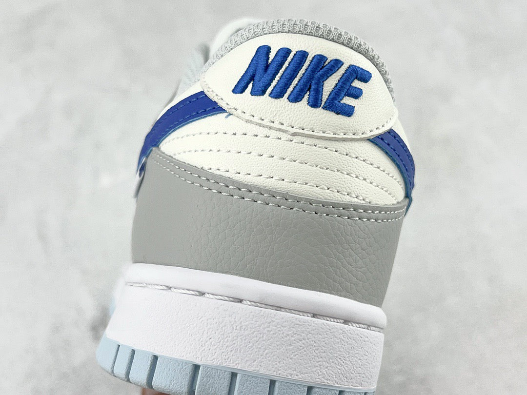 DUNK LOW IVORY HYPER ROYAL