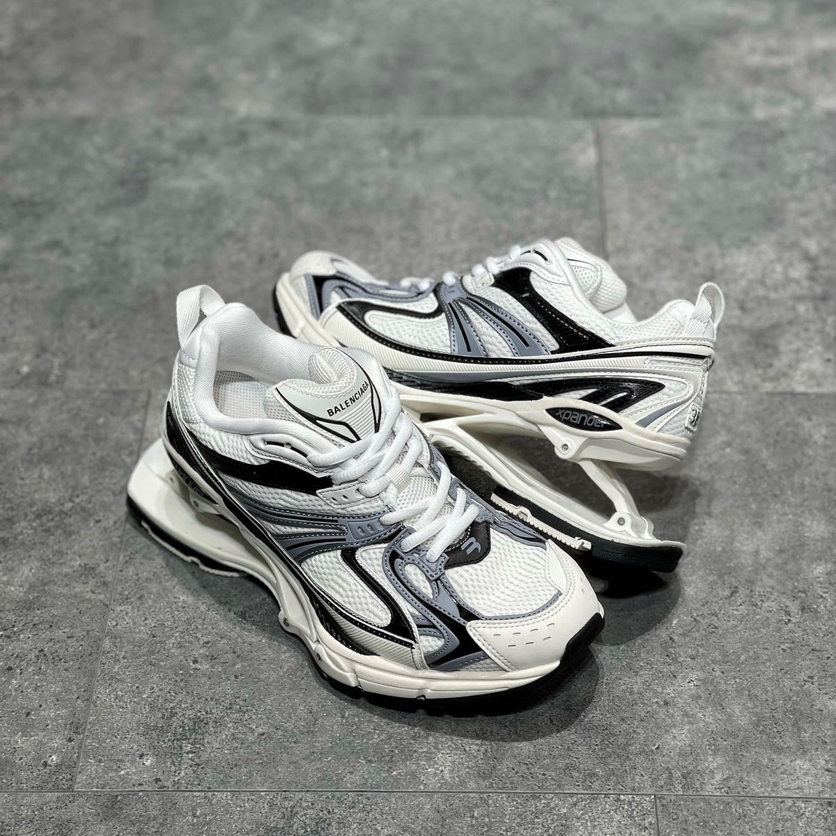 BAL X-PANDER TRAINERS