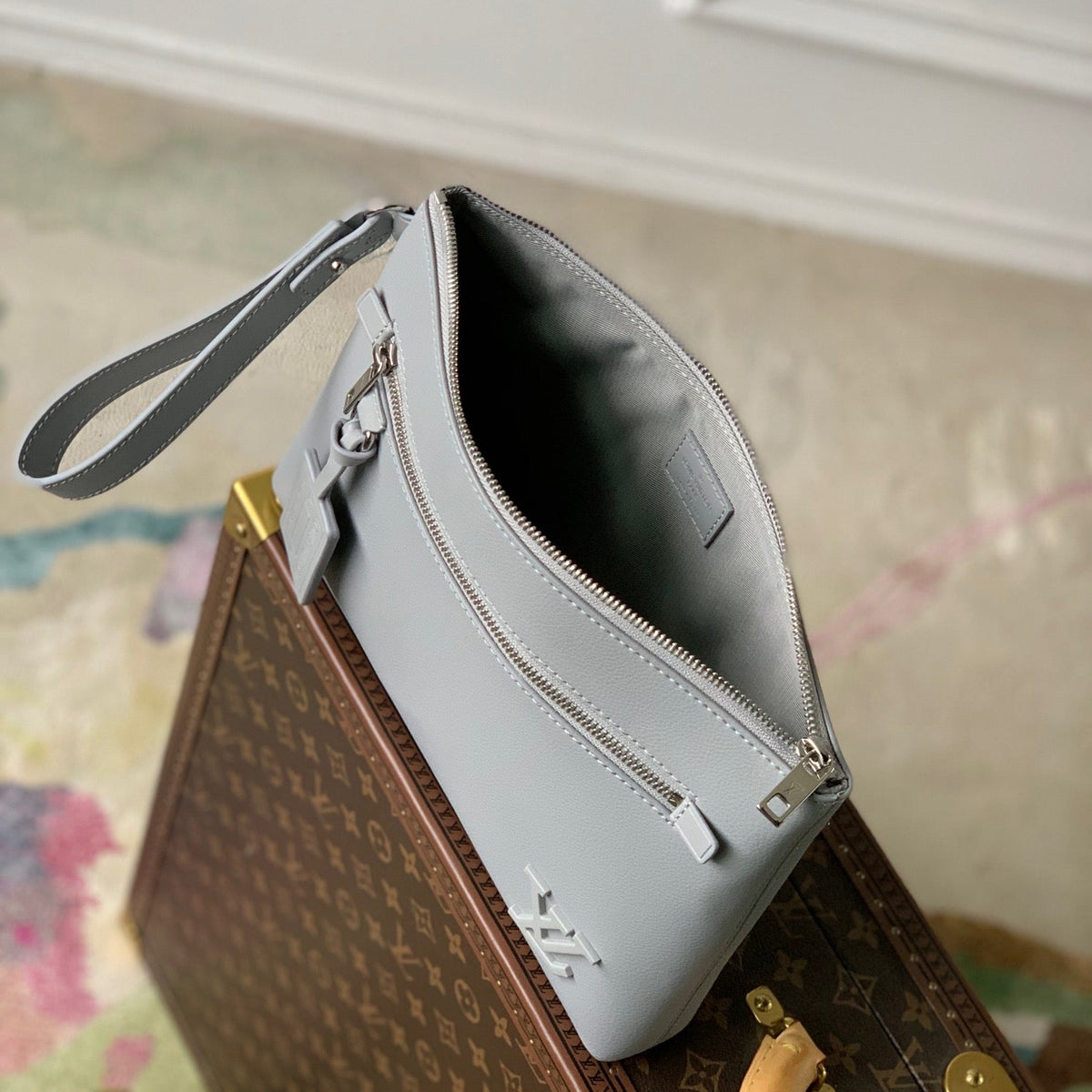 LOU AEROGRAM IPAD POUCH