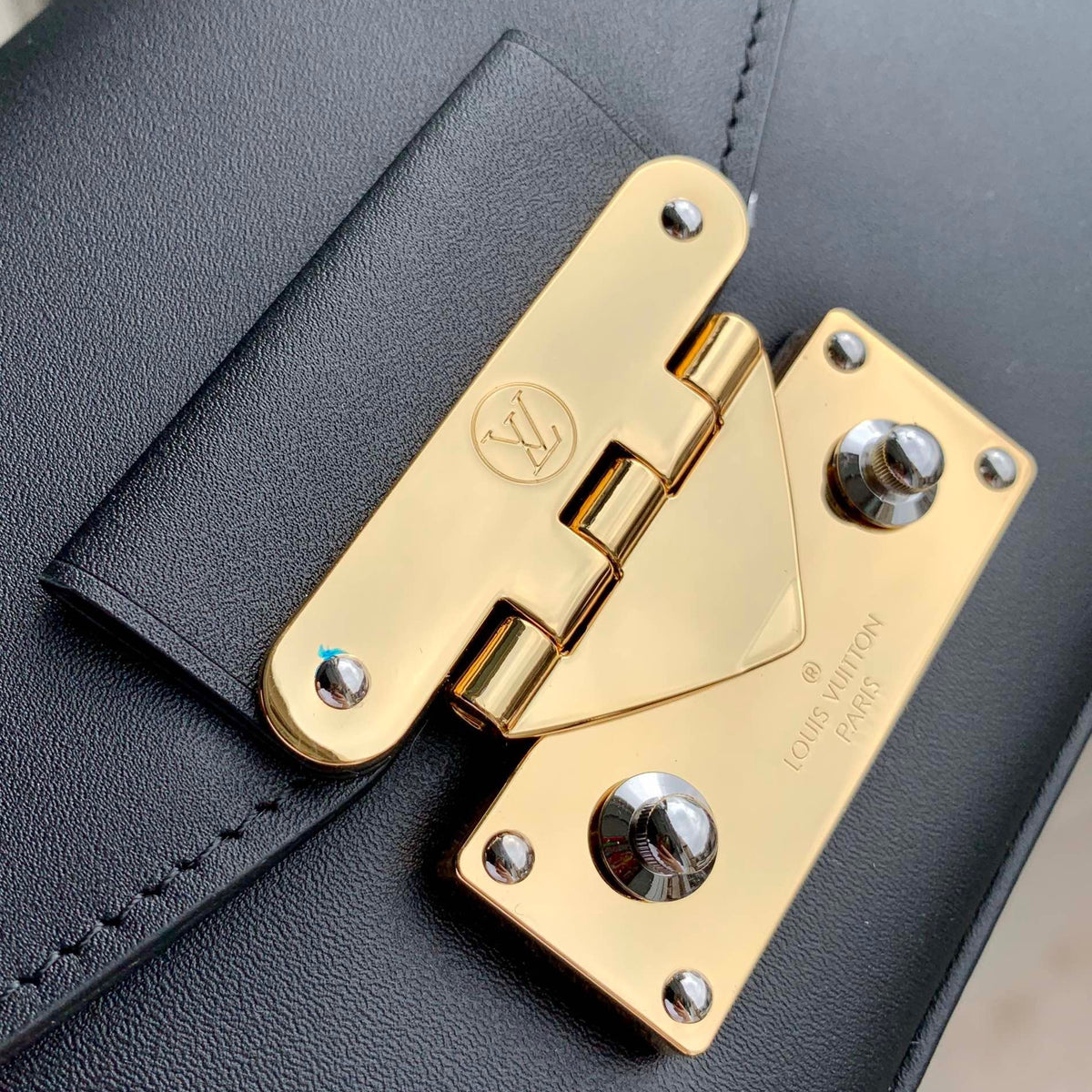 LOU SWING BAG