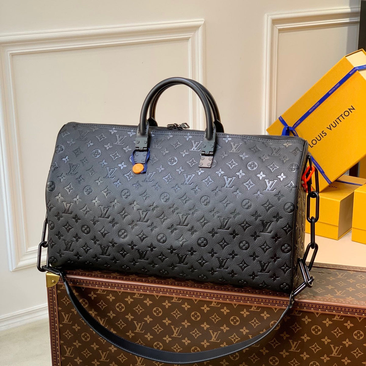 LOU KEEPALL BANDOULIÈRE 50 BAG