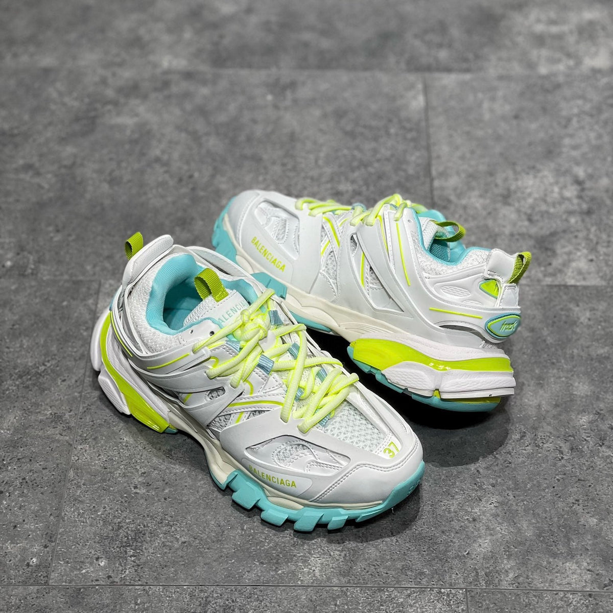 BAL TRACK 3.0 SNEAKERS