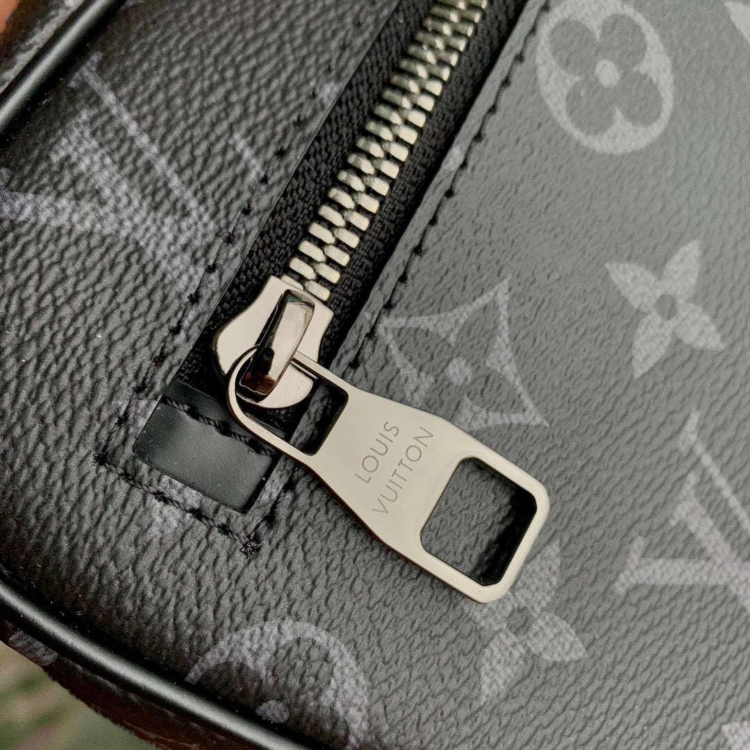 LOU POCHETTE KASAI