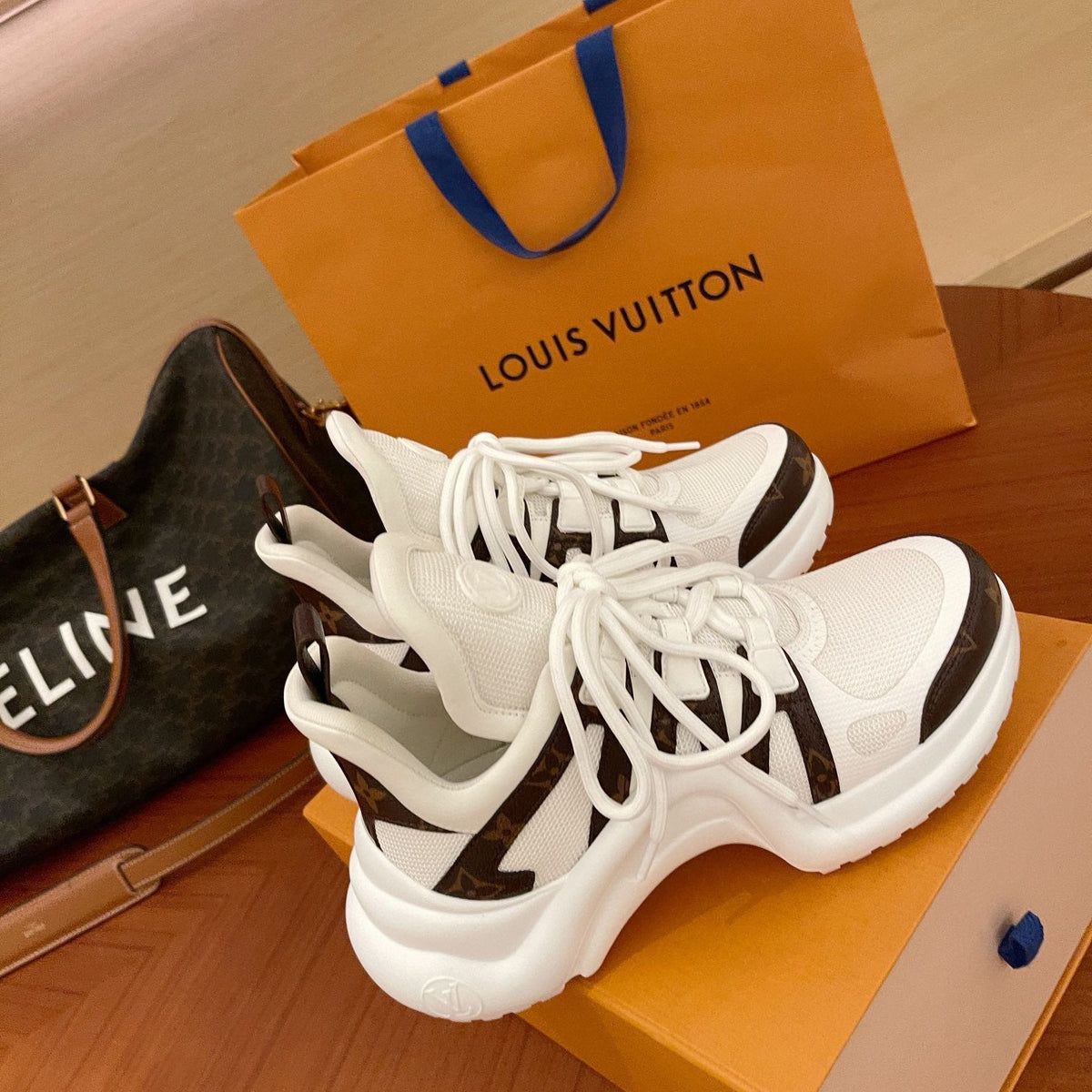 LOU ARCHLIGHT TRAINERS