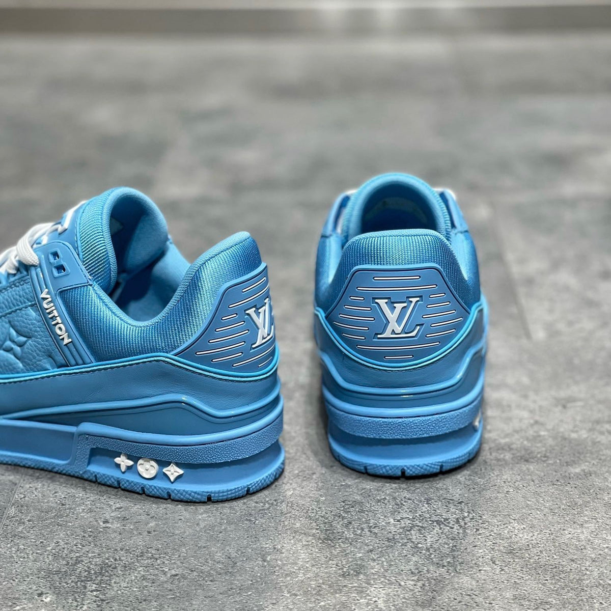LOU TRAINERS