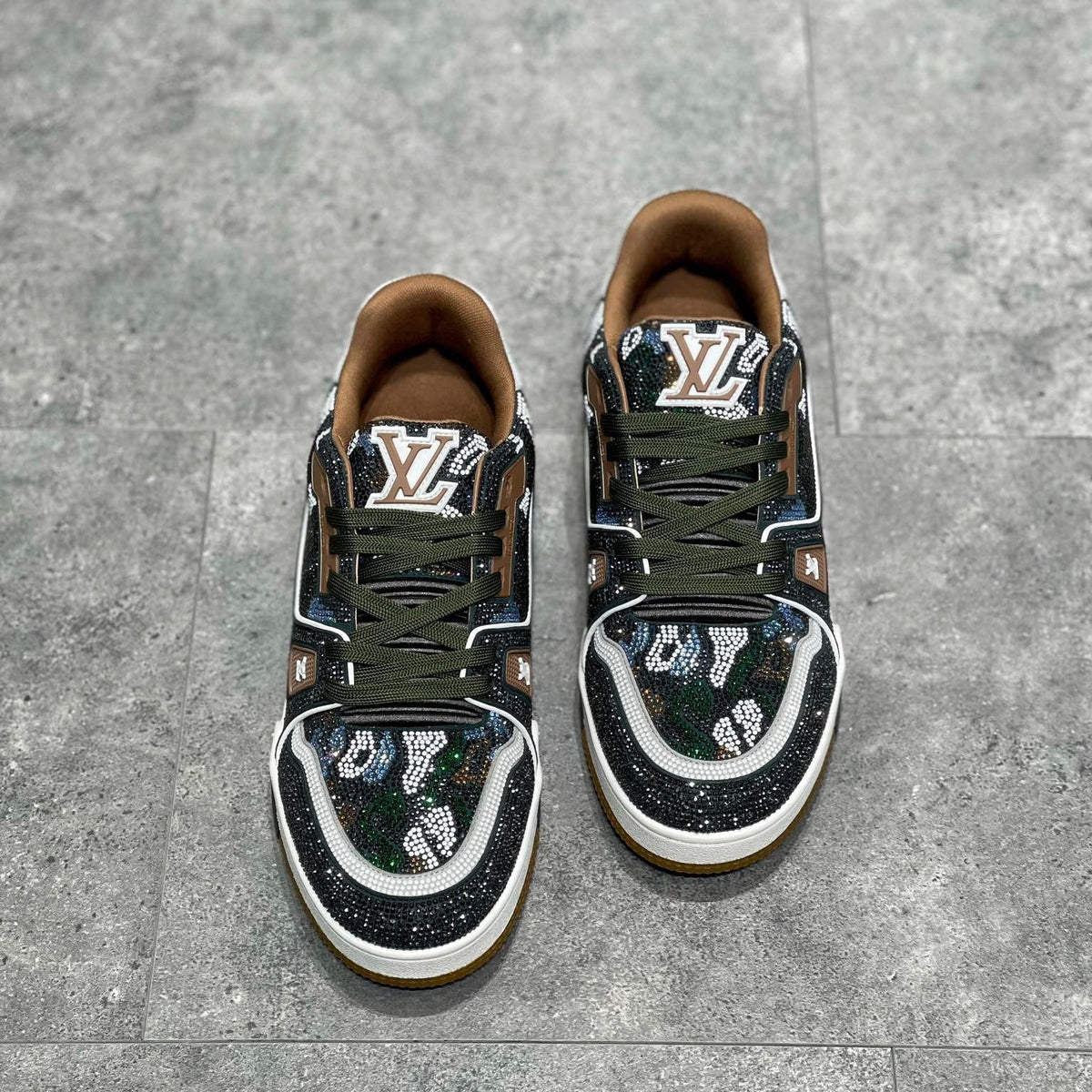 LOU TRAINERS