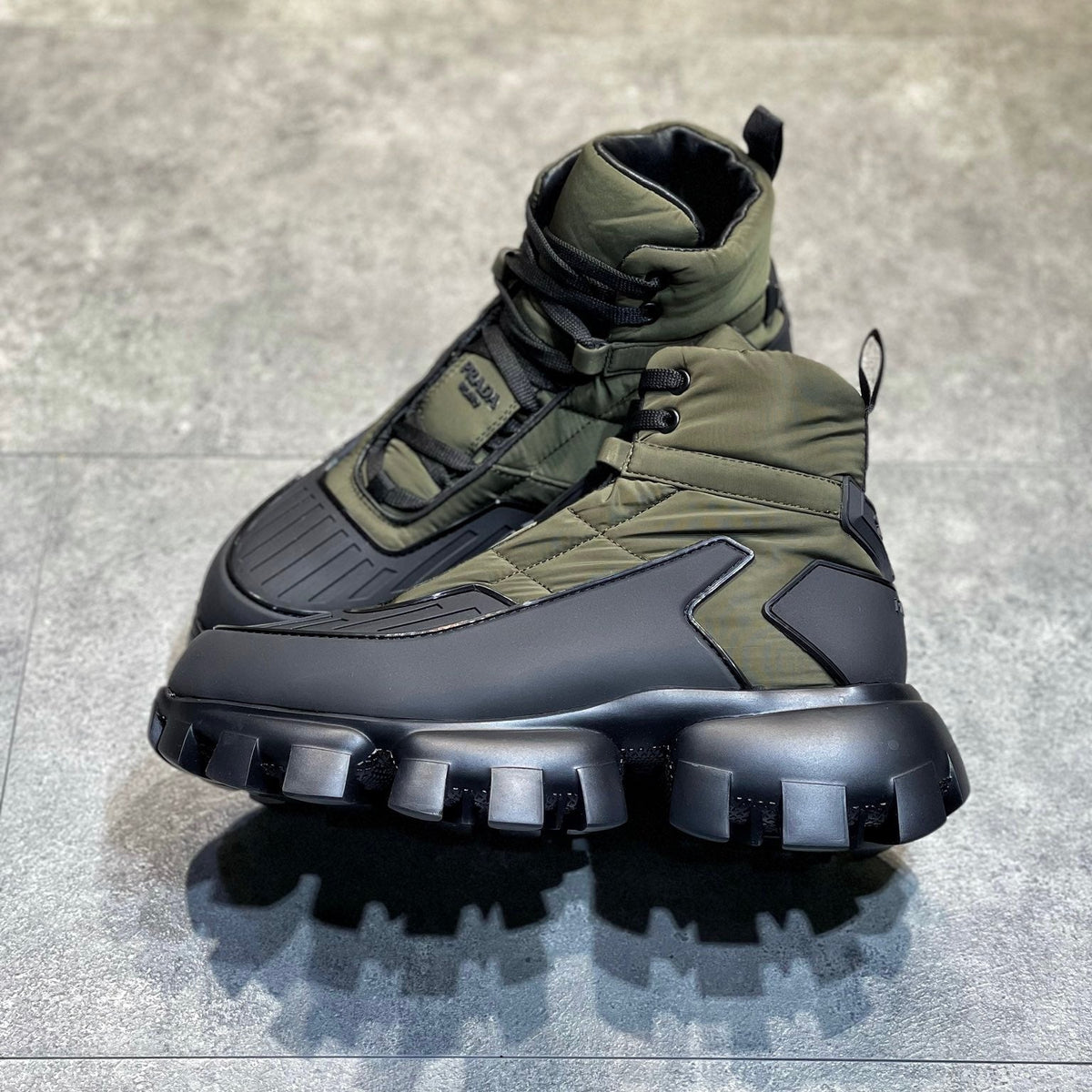 PD CLOUDBUST THUNDER SNEAKER