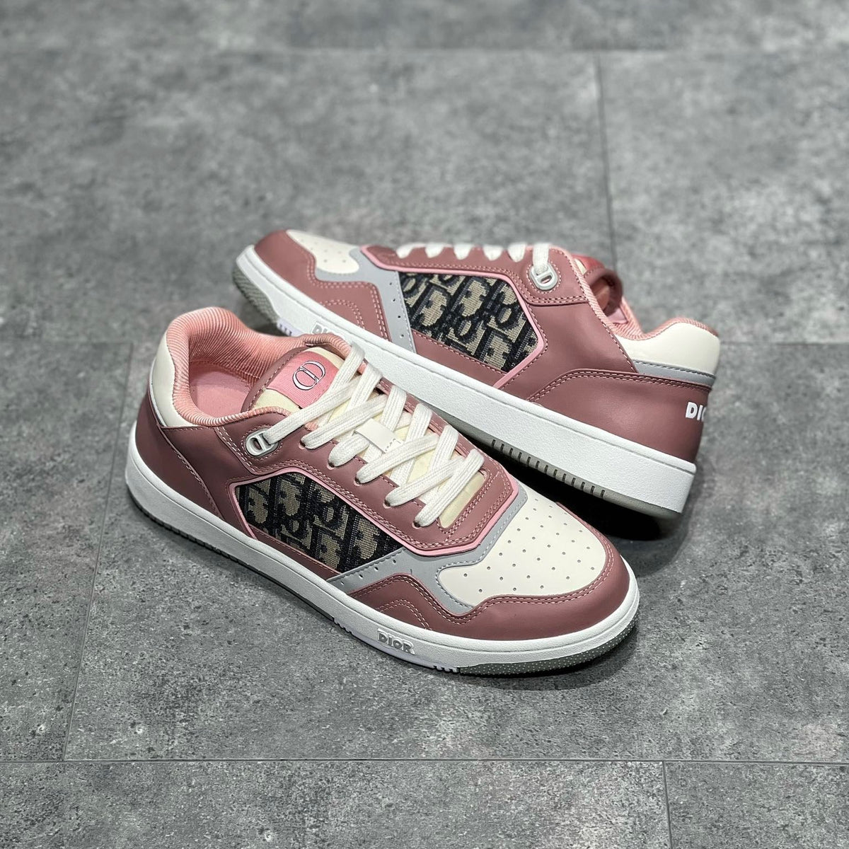 CD B27 SNEAKERS