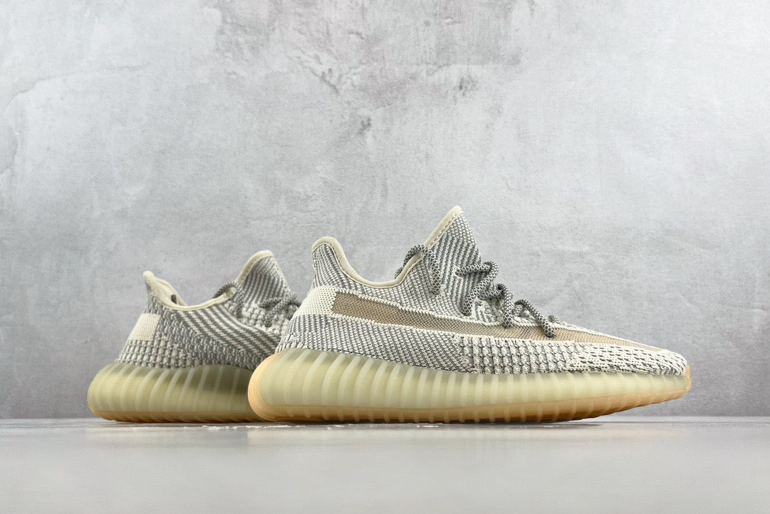 YEEZY BOOST 350 V2