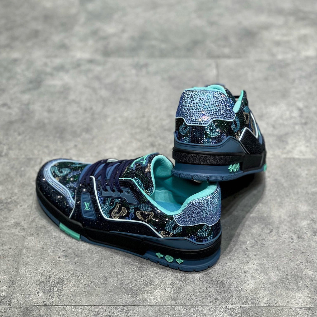 LOU TRAINERS