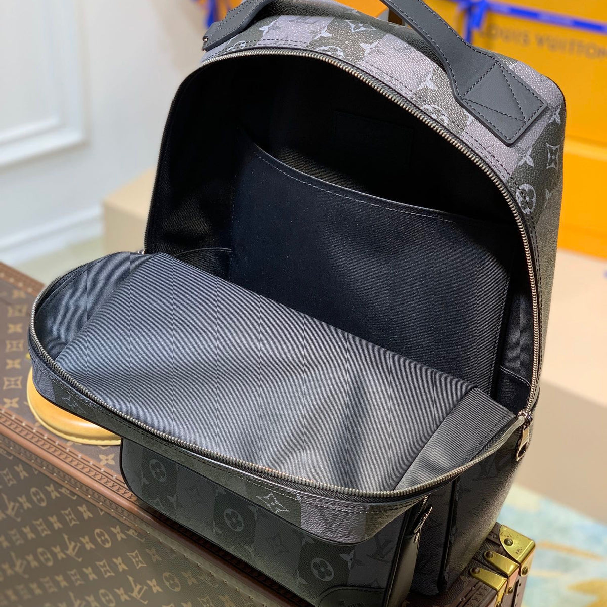 LOU UTILITARY BACKPACK