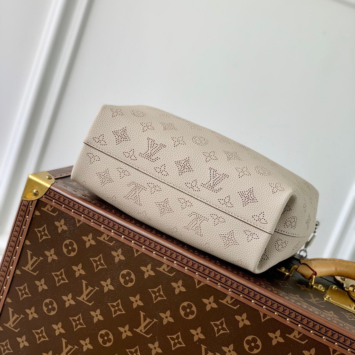 LOU WHY KNOT PM BAG