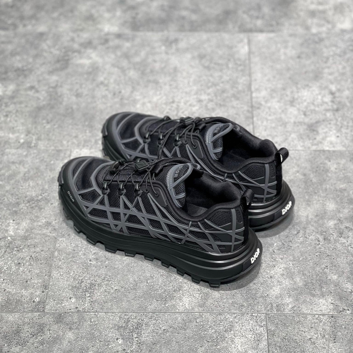 CD B31 TRAINERS
