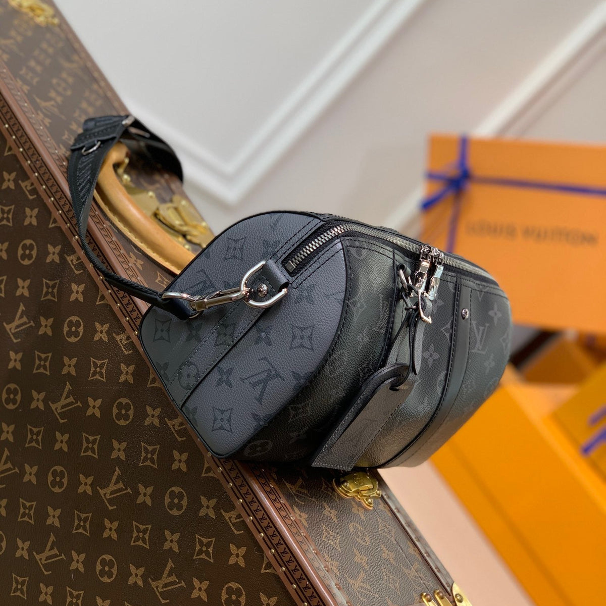 LOU CITY KEEPALL BAG