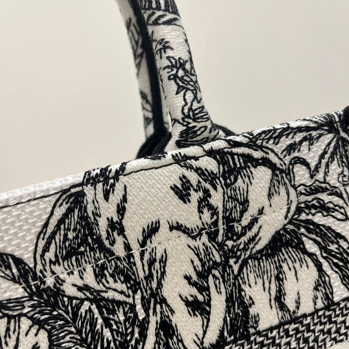 CD SMALL BOOK TOTE BAG