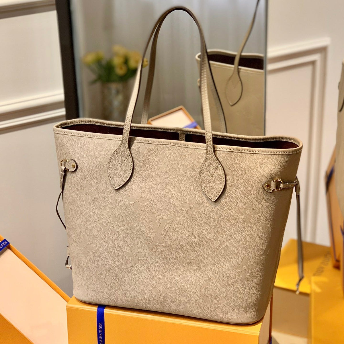 LOU NEVERFULL MM BAG
