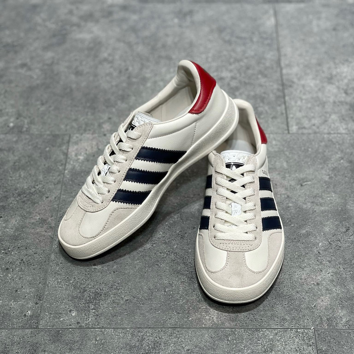GG x ADID GAZELLE SNEAKER