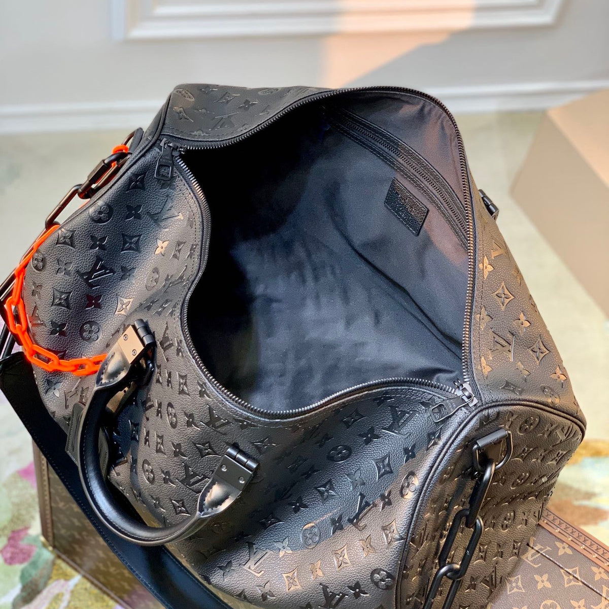 LOU KEEPALL BANDOULIÈRE 50 BAG