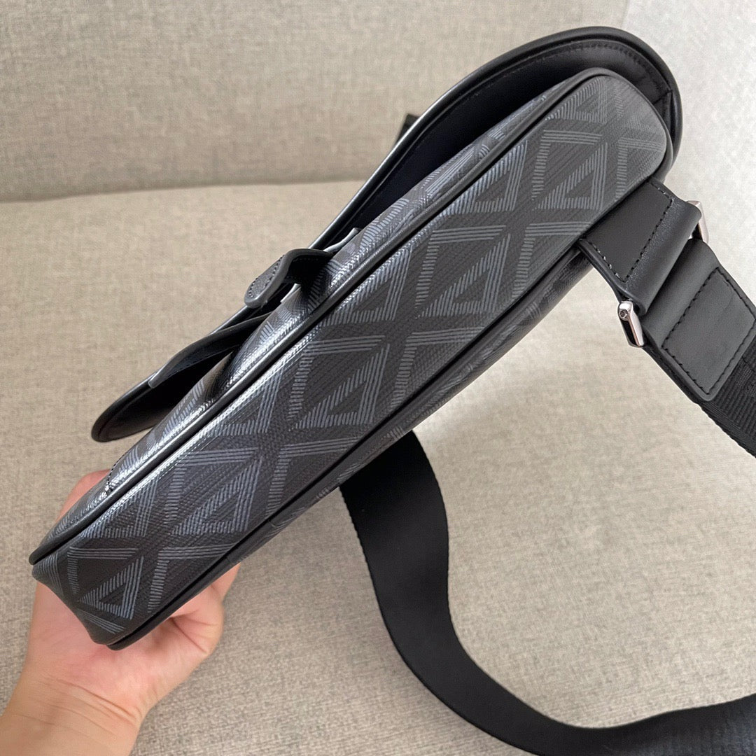 CD SADDLE BAG
