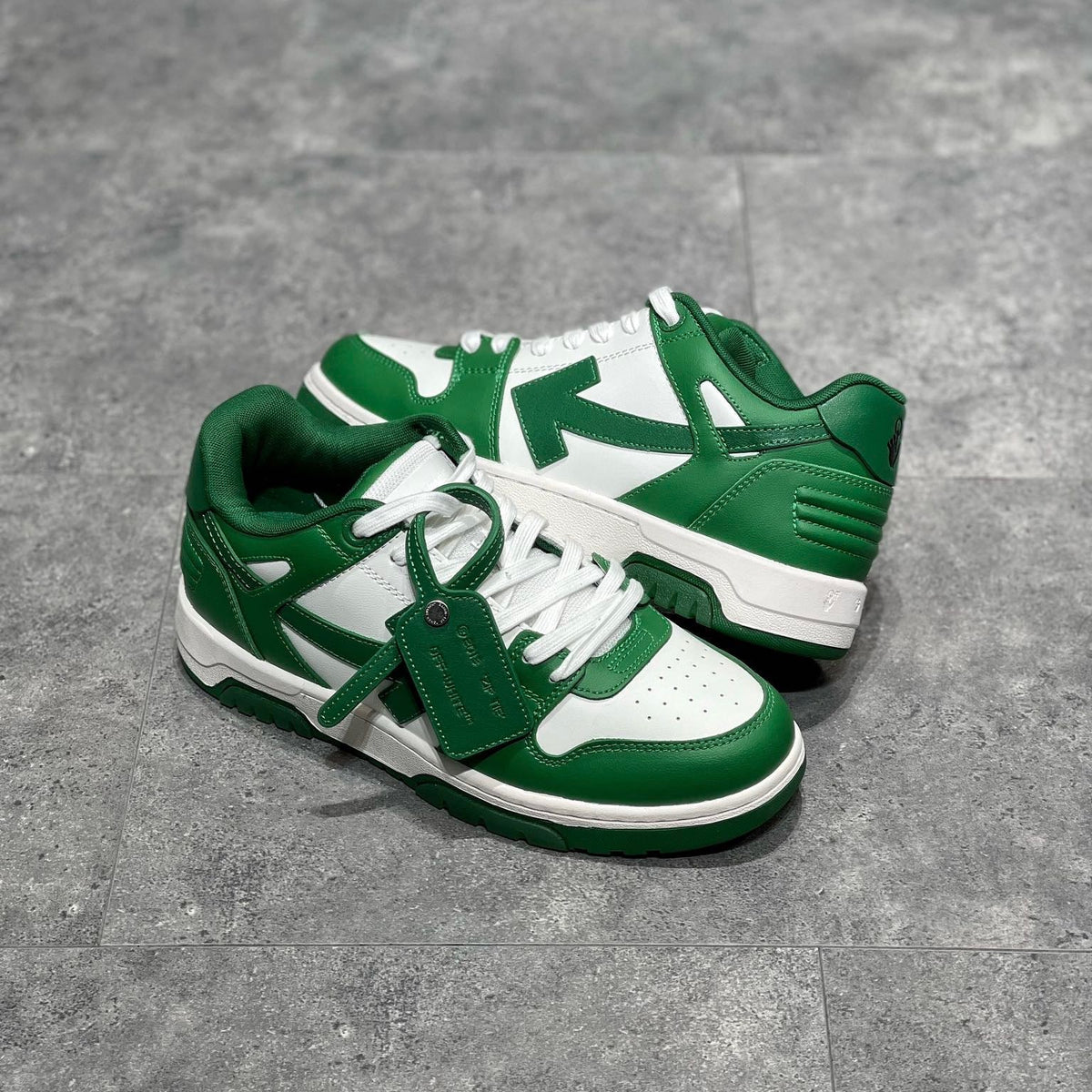 OFF W OUT OF OFFICE SNEAKERS