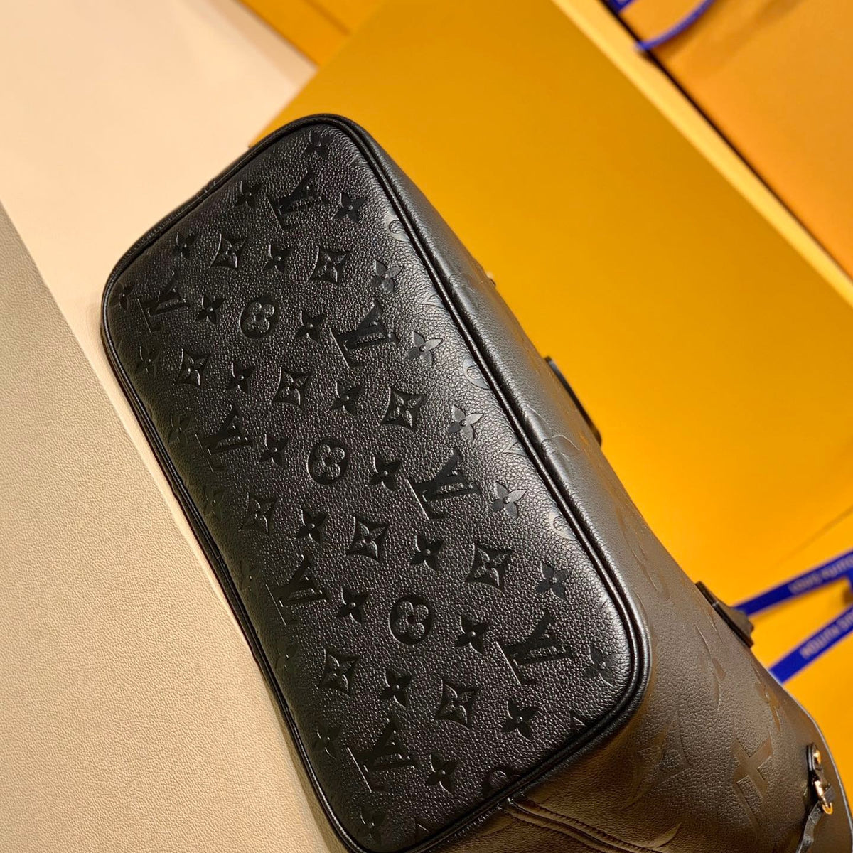 LOU NEVERFULL MM BAG