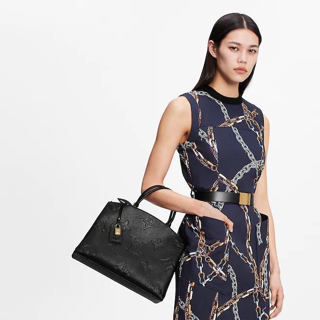 Louis Vuitton Grand Palais Black