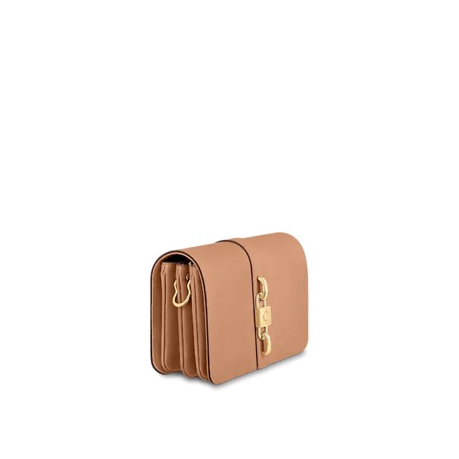 Ava’s Mode Rendez-Vous Leather Lock Bag