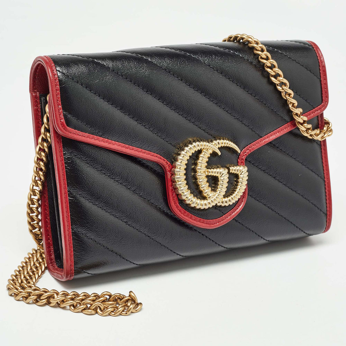 GUCCI Black/Red Diagonal Quilt Leather GG Marmont Torchon Wallet on Chain