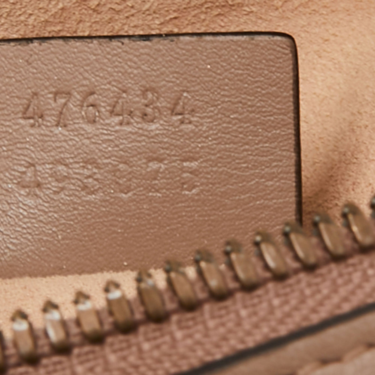 Gucci Beige Matelasse Leather GG Marmont Belt Bag