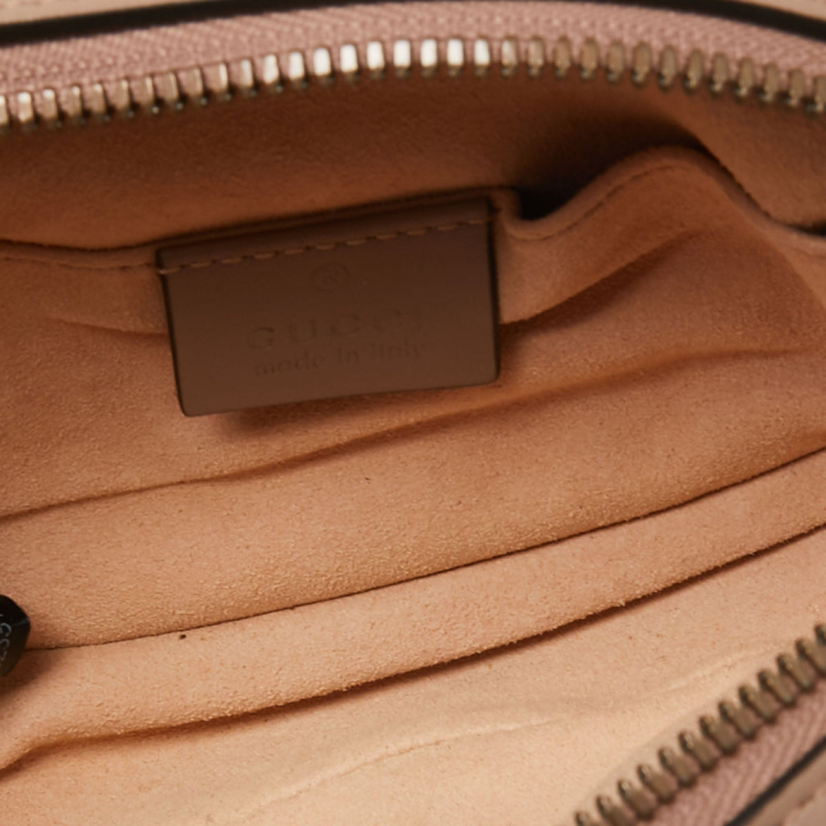Gucci Beige Matelasse Leather GG Marmont Belt Bag