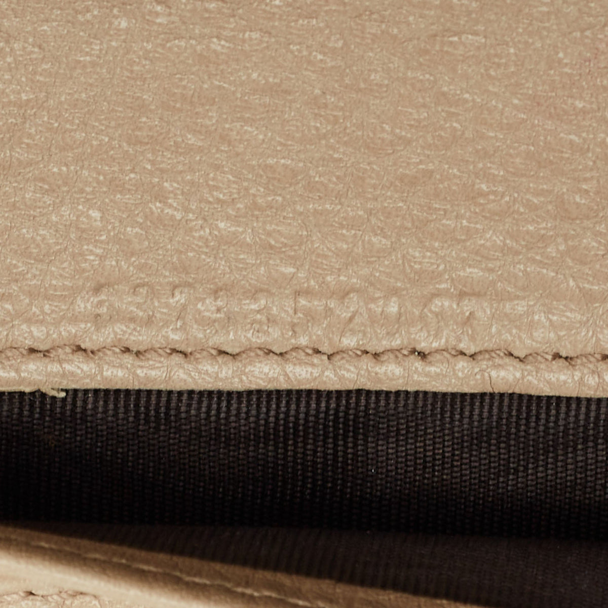 GUCCI Beige Leather Interlocking G Wallet
