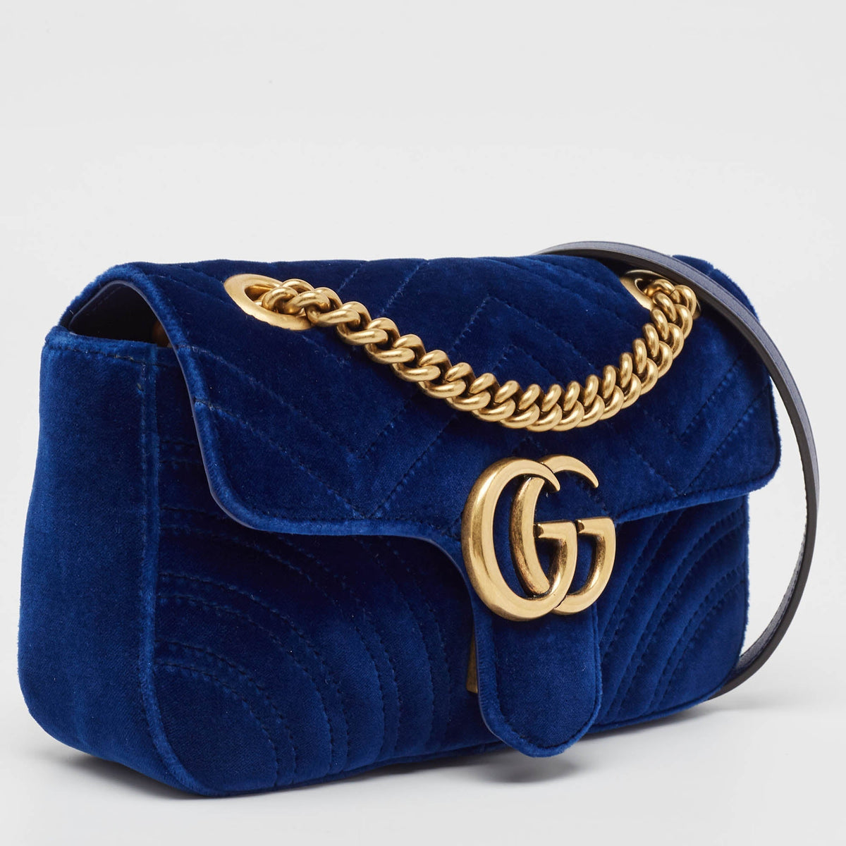 GUCCI Blue Matelasse Velvet Mini GG Marmont Shoulder Bag