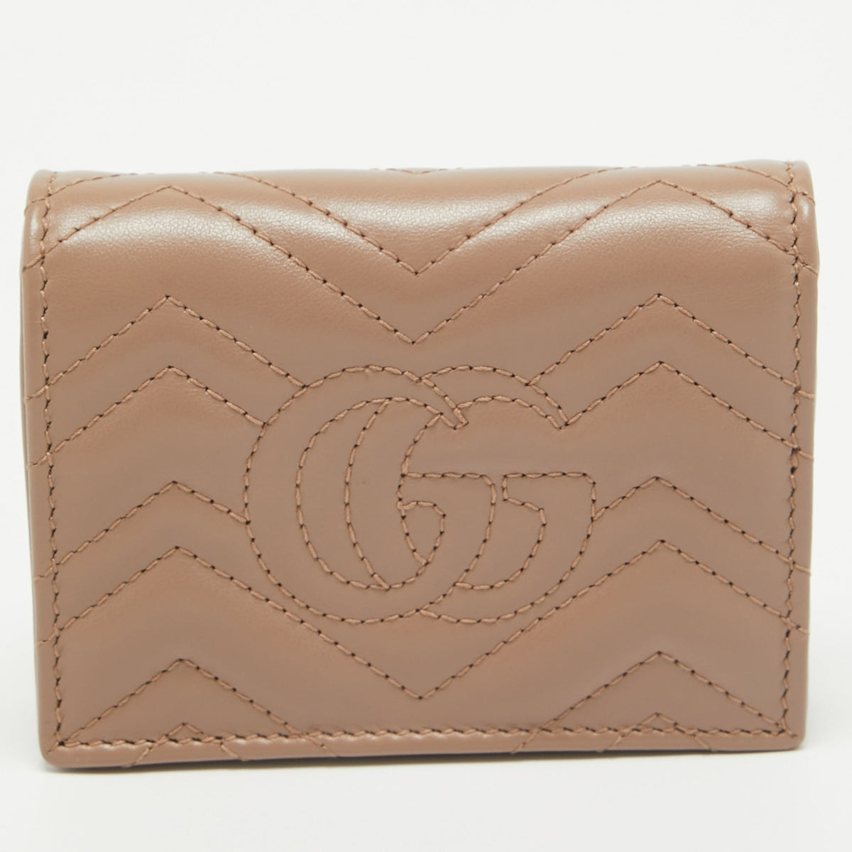 GUCCI Beige Matelasse Leather GG Marmont Card Case
