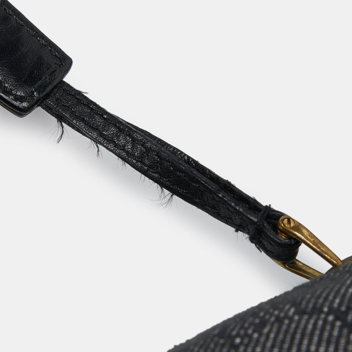 GUCCI Grey/Black GG Canvas and Leather Zip Bag