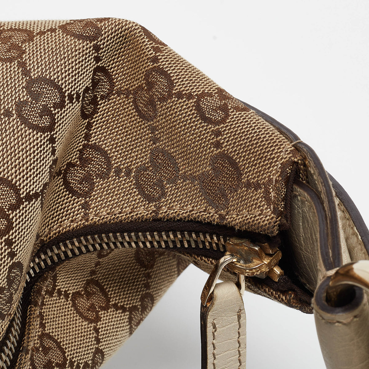 GUCCI White/Beige GG Canvas Medium Horsebit Hobo