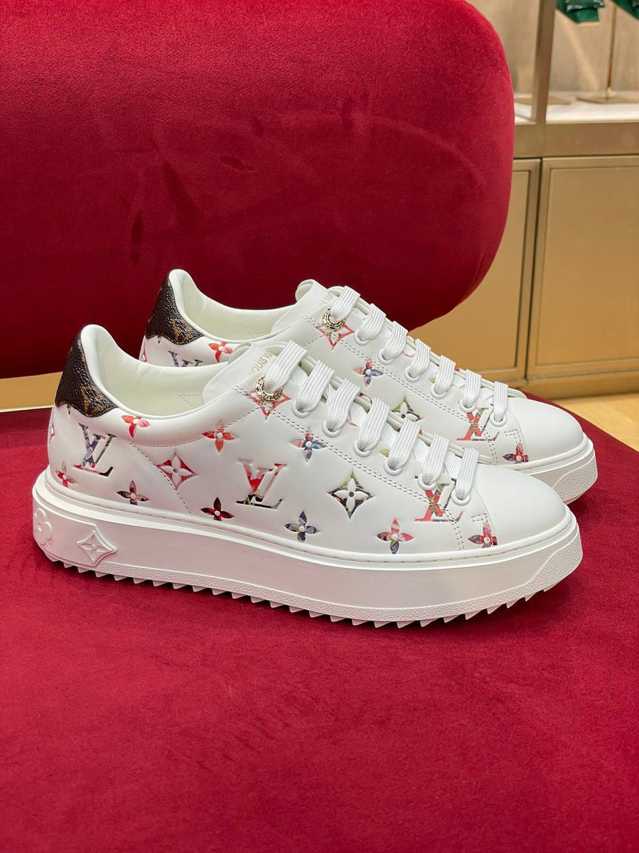 I W - NEW LUV SNEAKER