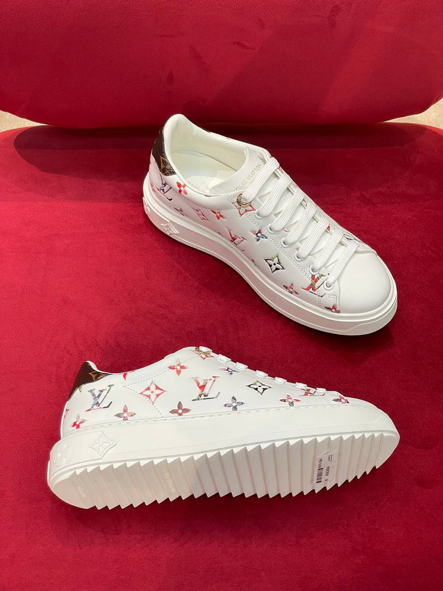 I W - NEW LUV SNEAKER