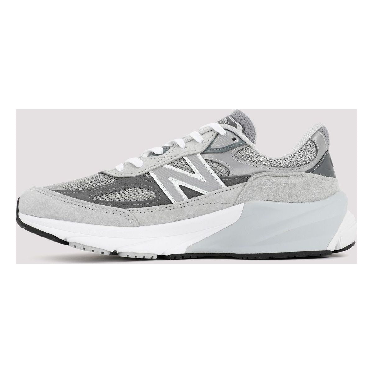 MADE IN USA 990v6
