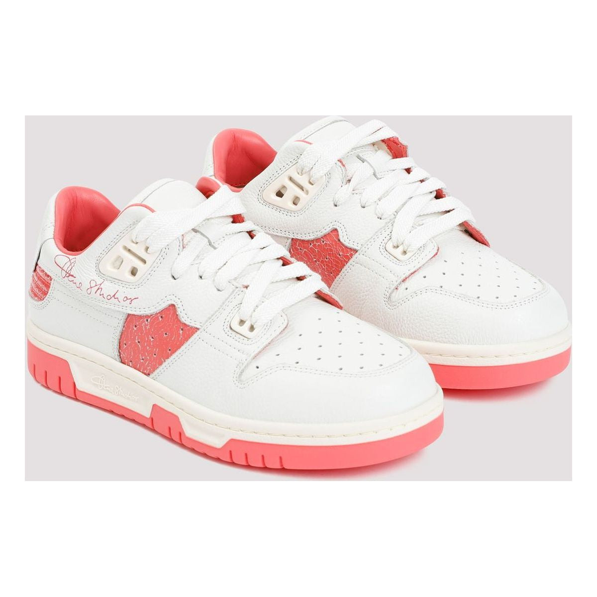 LOW TOP LEATHER SNEAKERS