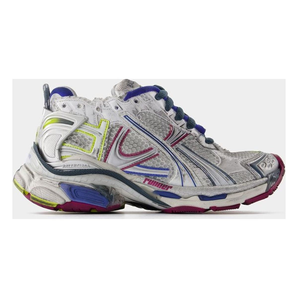 RUNNER SNEAKERS