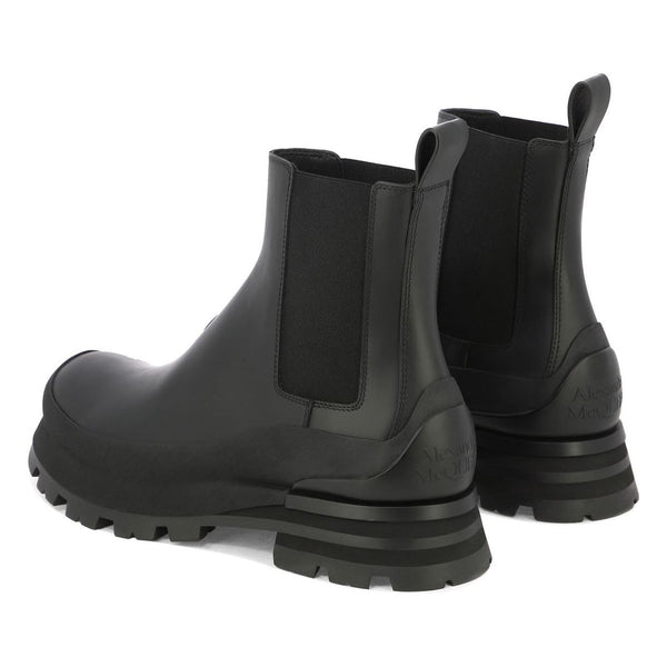 "WANDER" ANKLE BOOTS