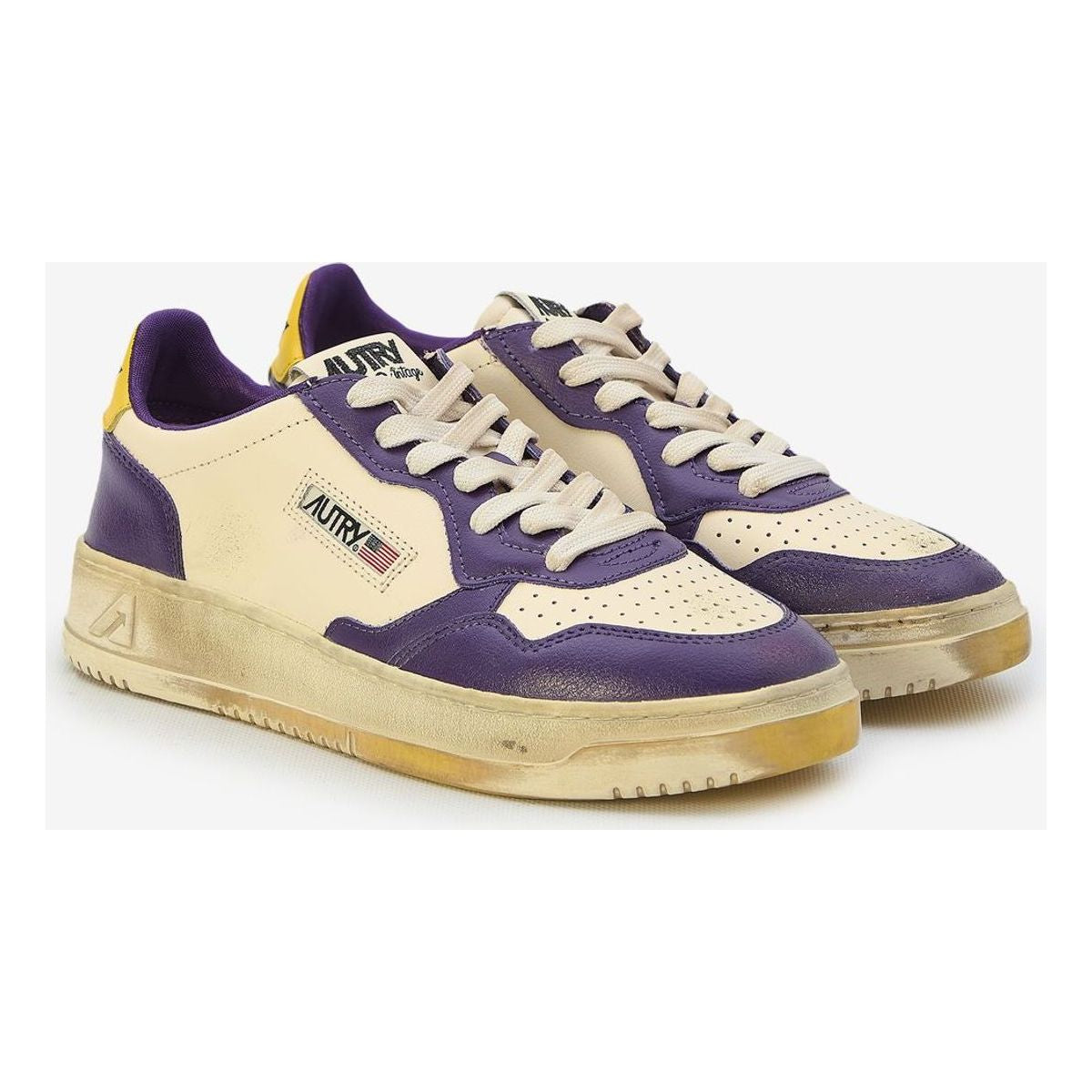 MEDALIST LOW SUPER VINTAGE SNEAKERS