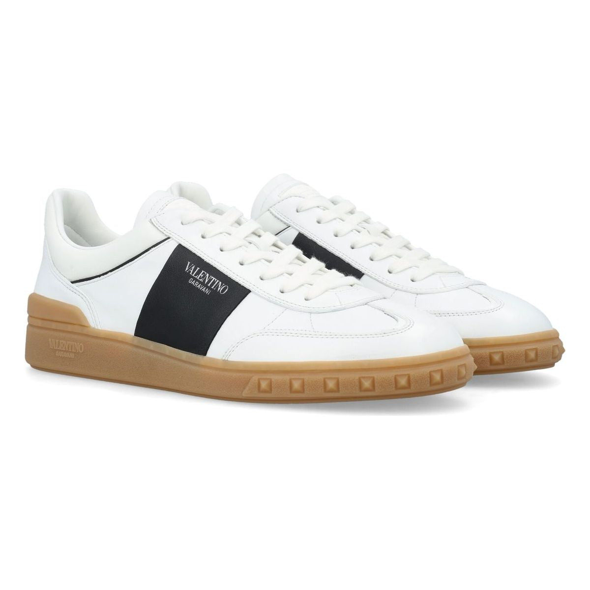 UPBILLAGE LOW TOP SNEAKERS