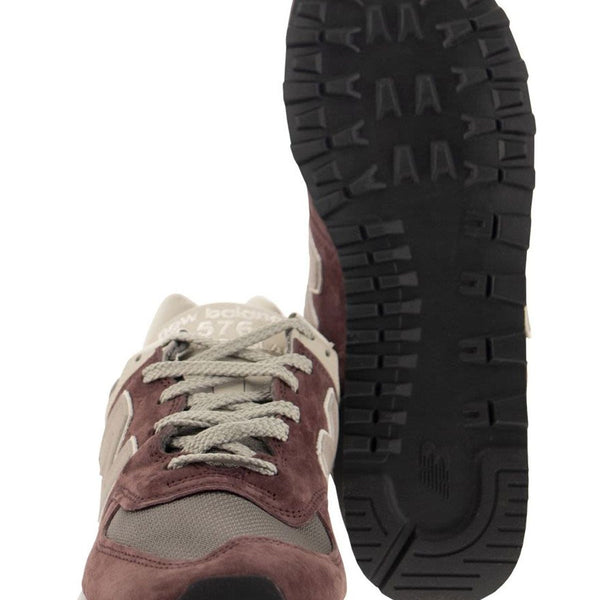 576 - SNEAKERS