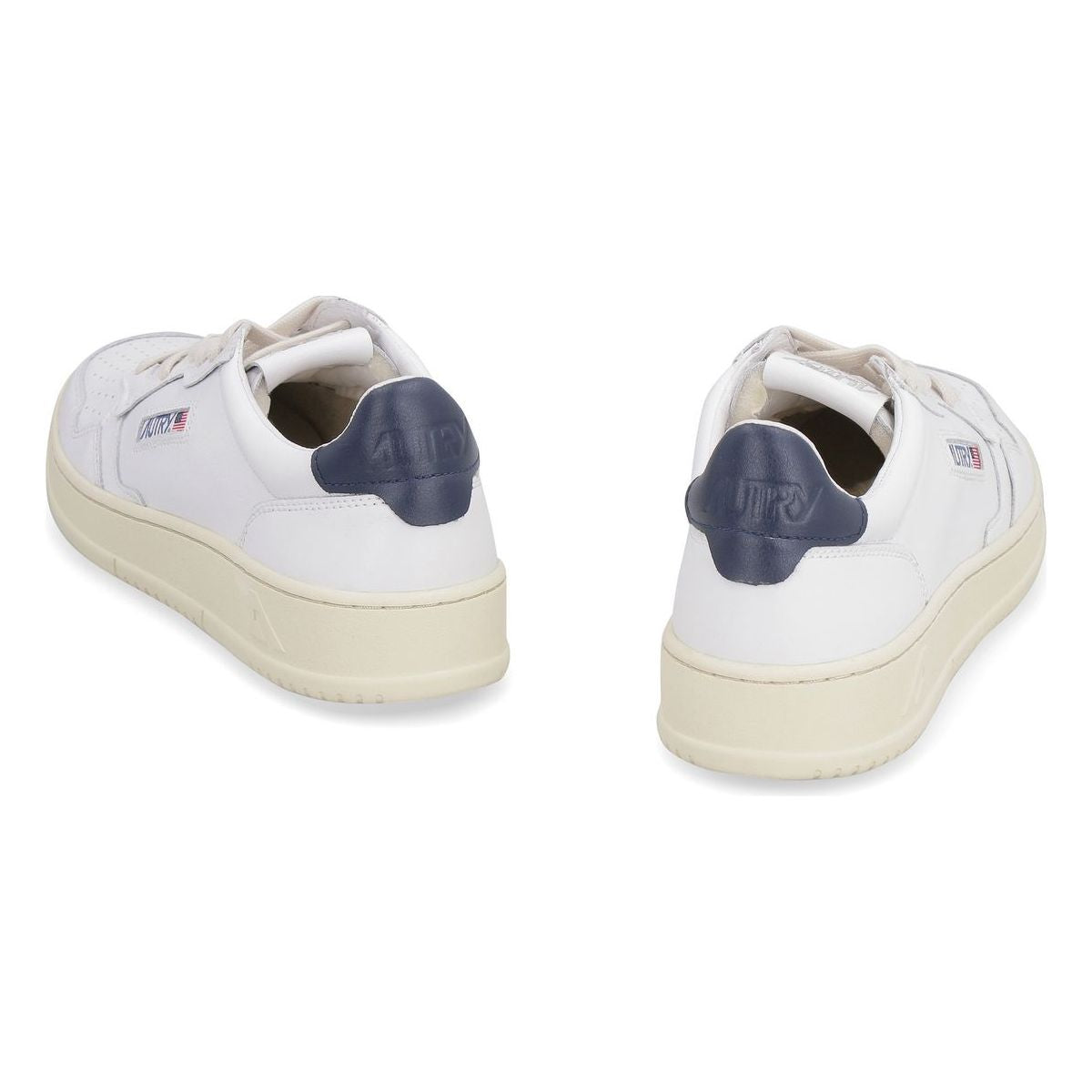 MEDALIST WHITE/SPACE TRAINER